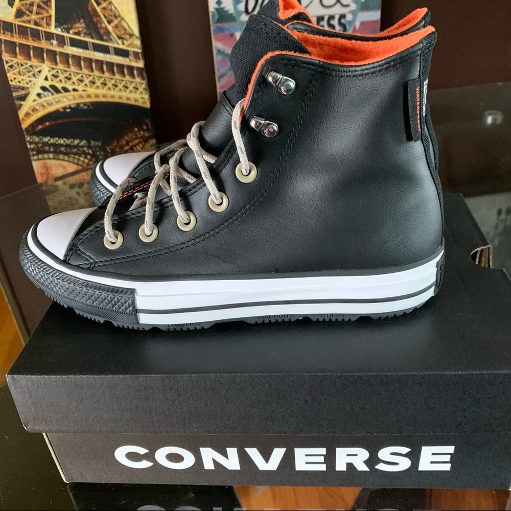 NWT Converse Chuck Taylor All Star Winter High Top Sneakers - Picture 4 of 8